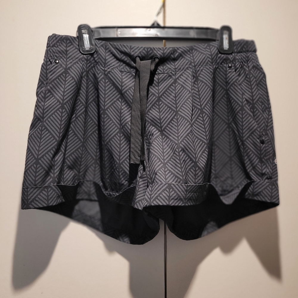 Lululemon shorts. Size 10. Grey and Black